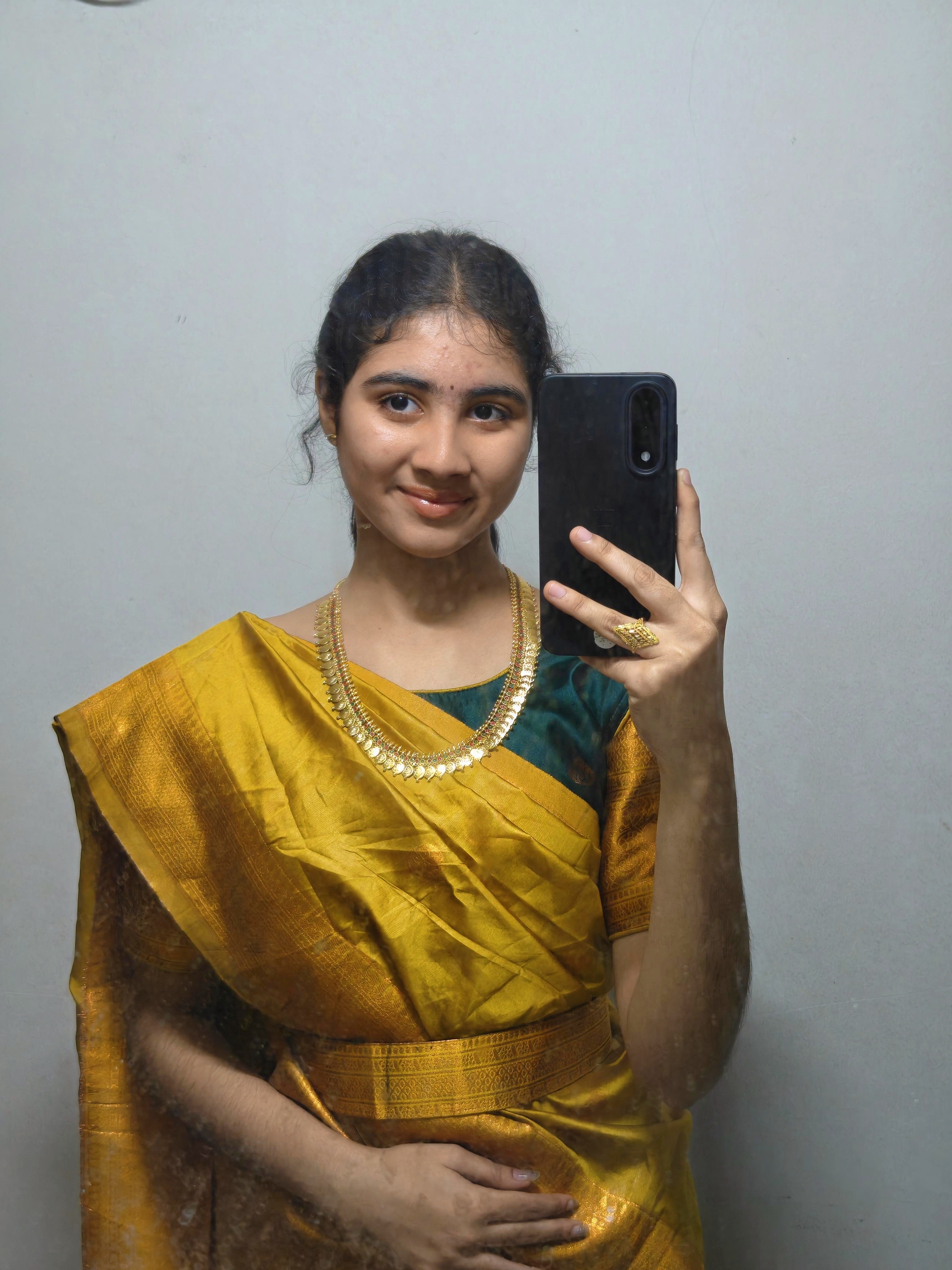 Siddhi rahul mapari