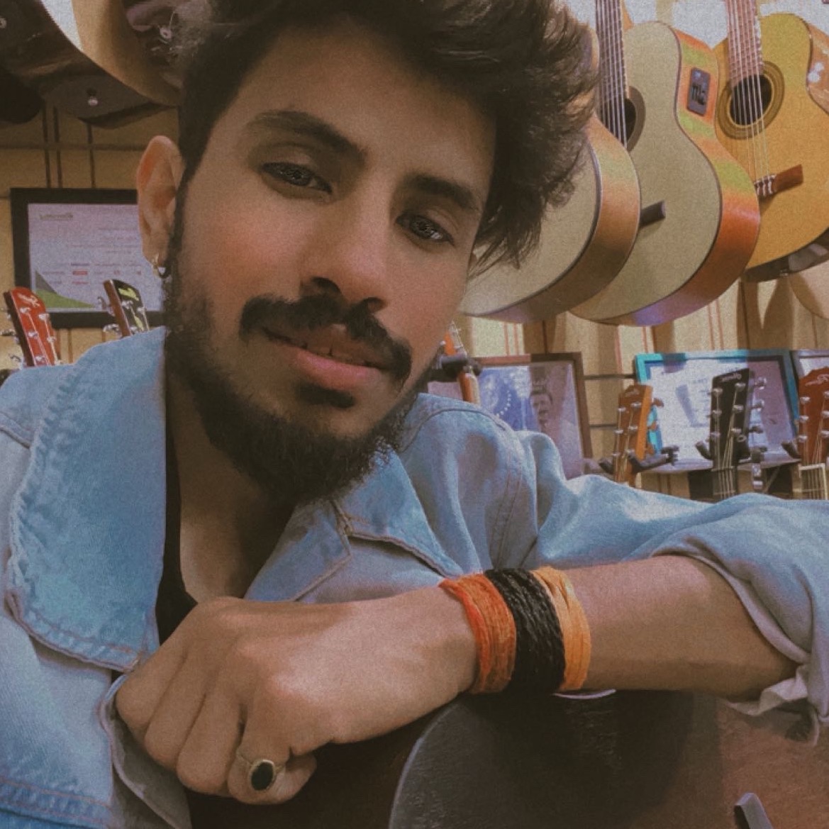 Abhi Shrinet