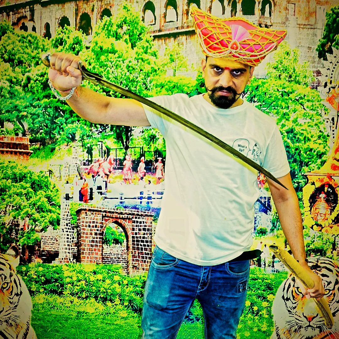 Ankur Panditg