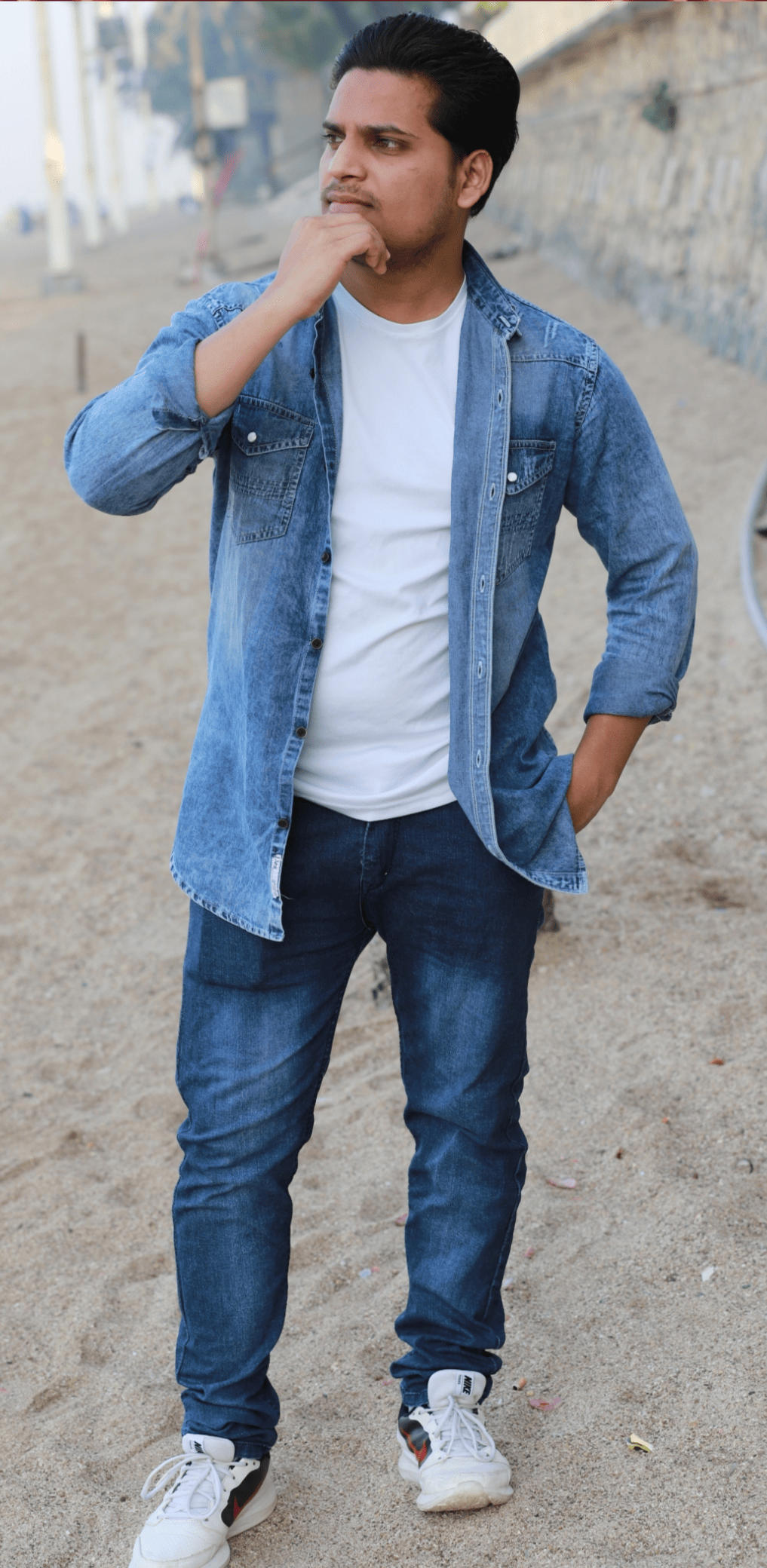 IKRAM KHAN