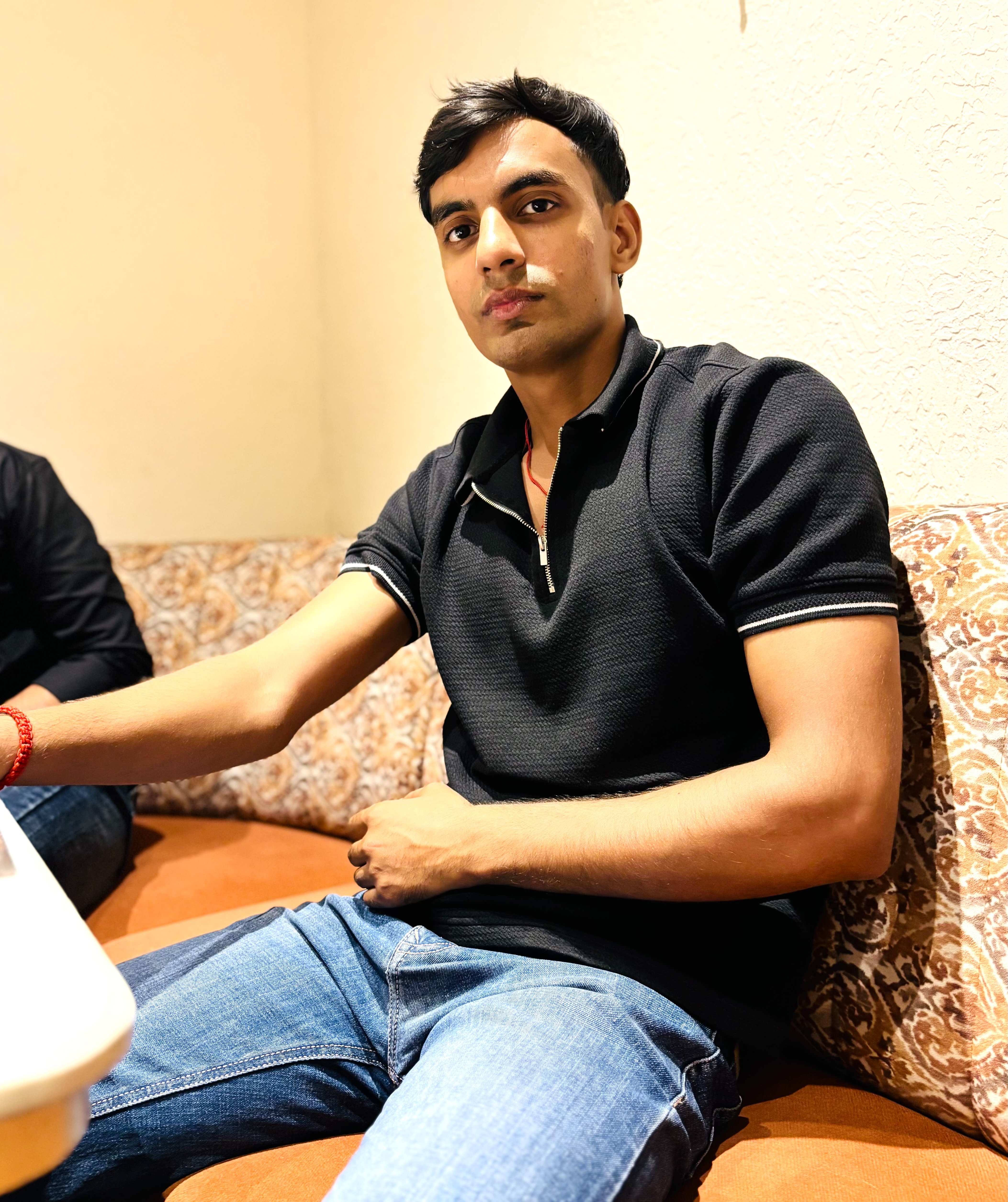 Oshik Gaur