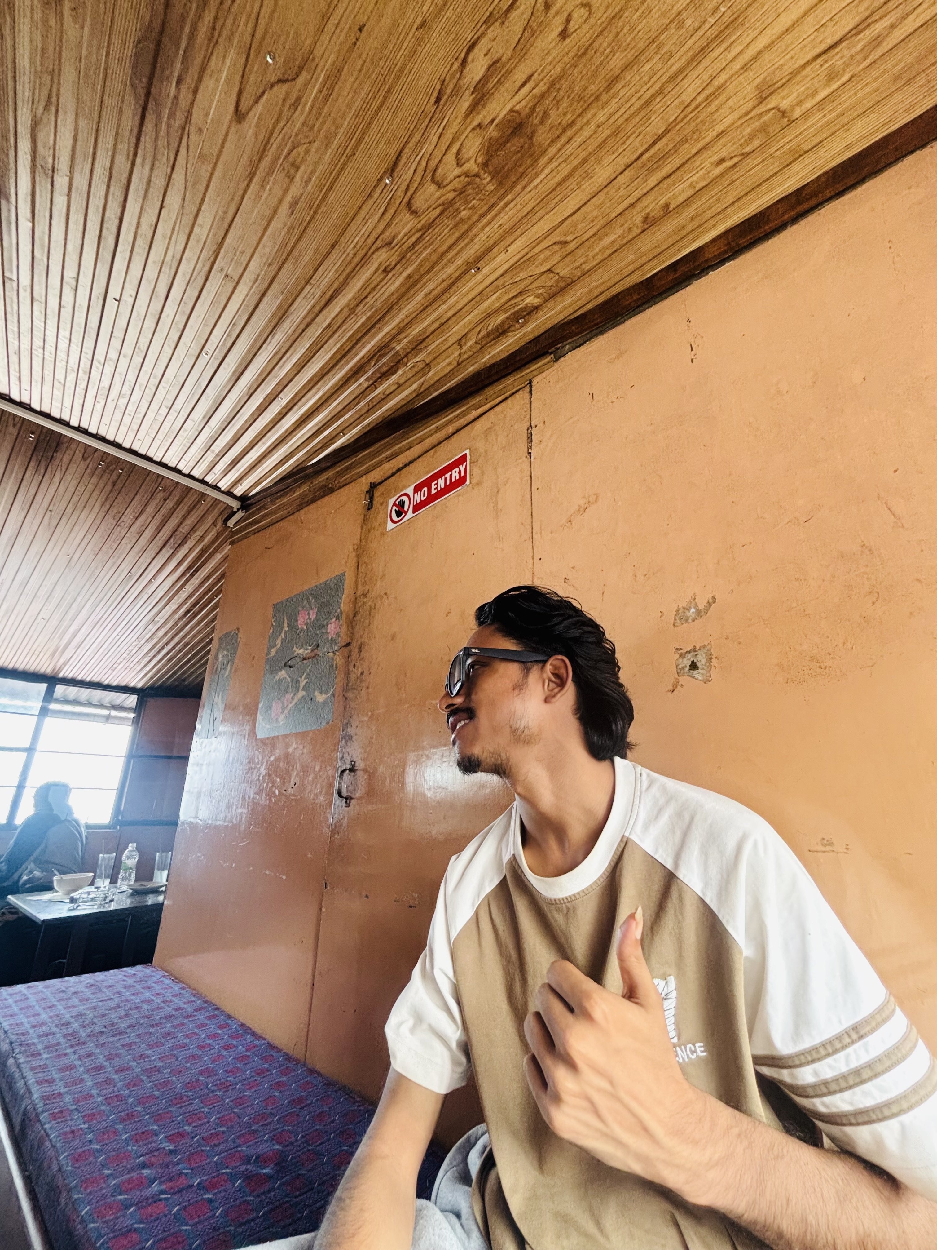 ROSHAN Agarwal