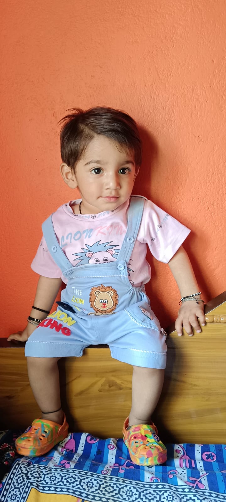 Taksh Nona