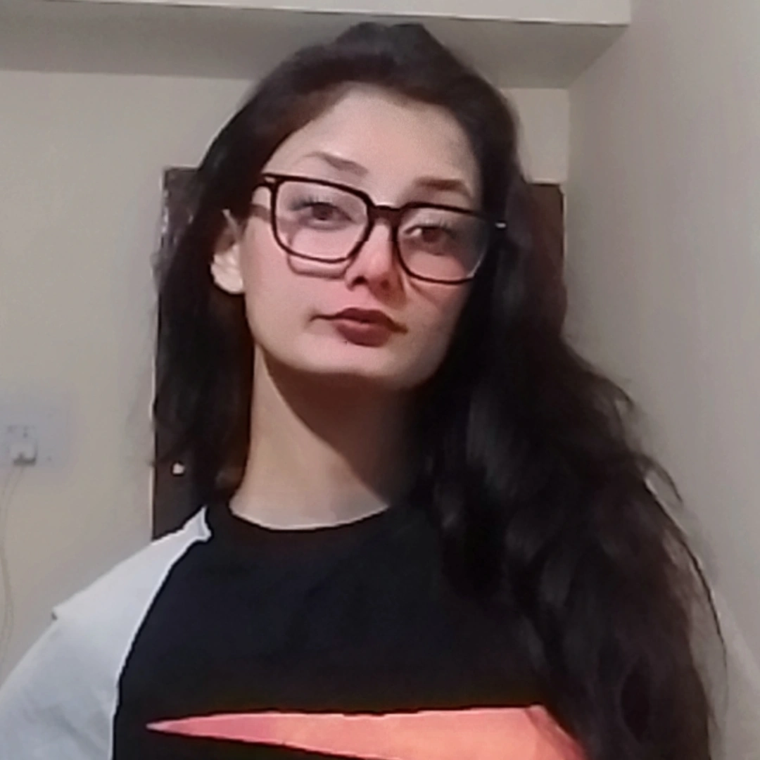 saniya Thakur