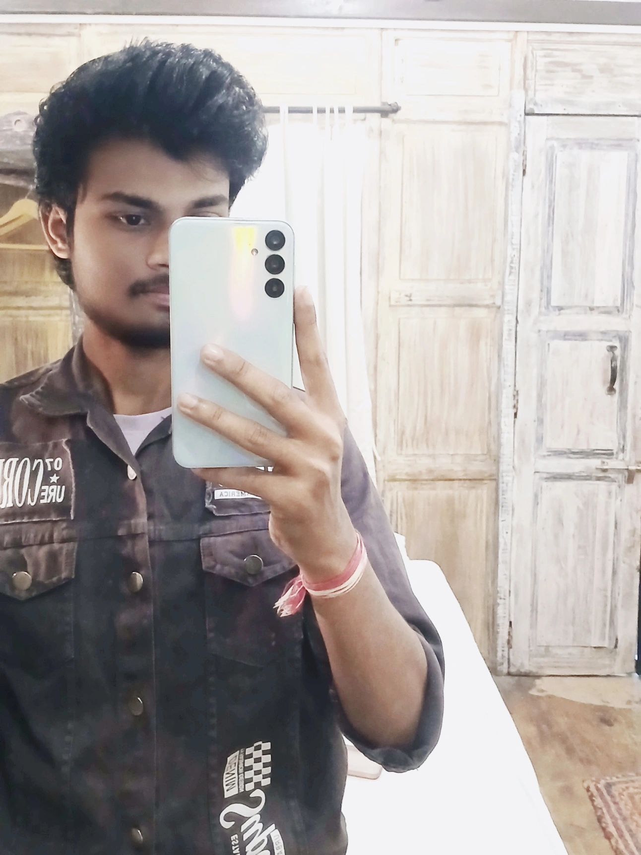 Mohit Giri