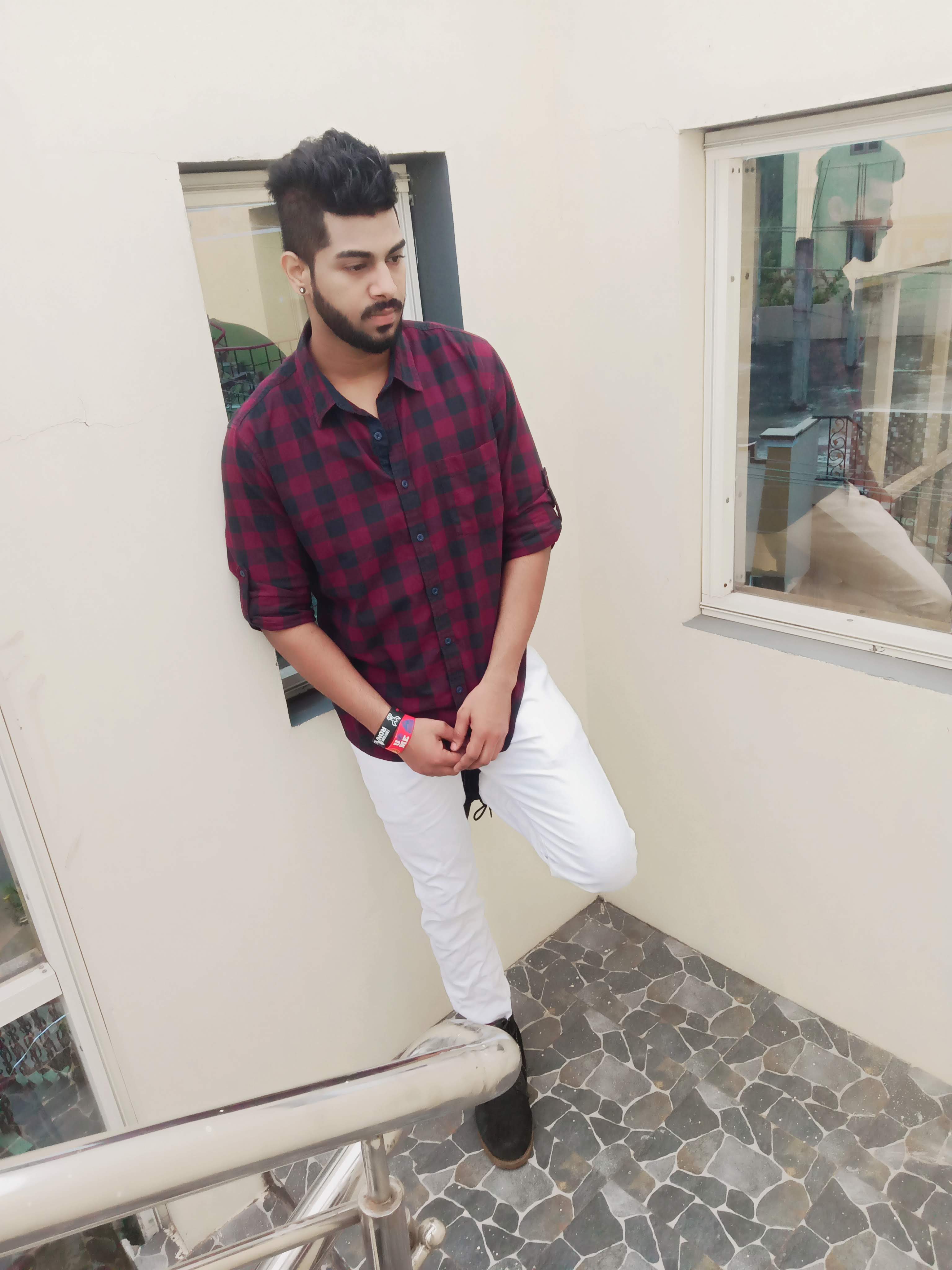 Neelkanth Sarika