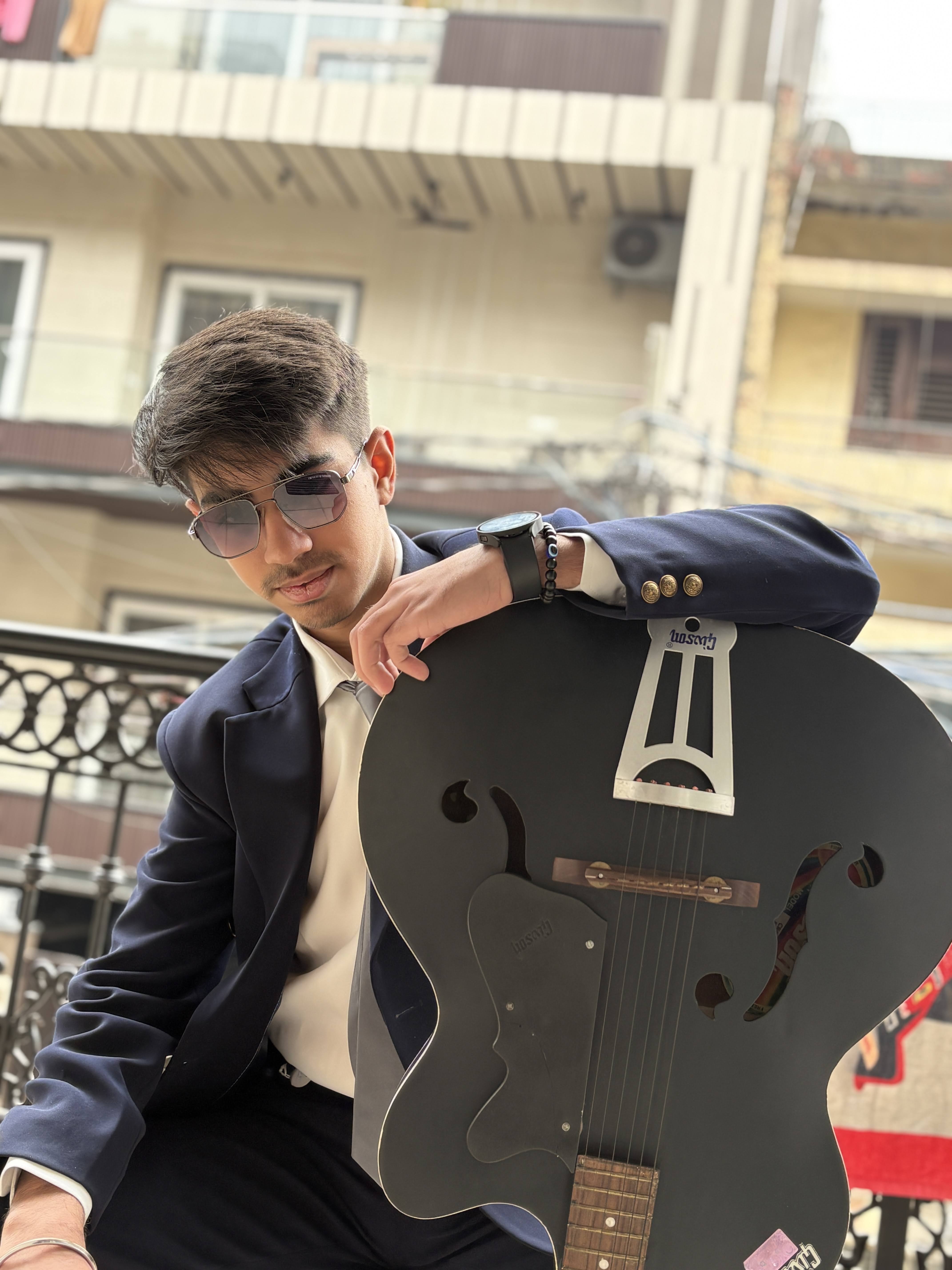 Dhruv Pariani
